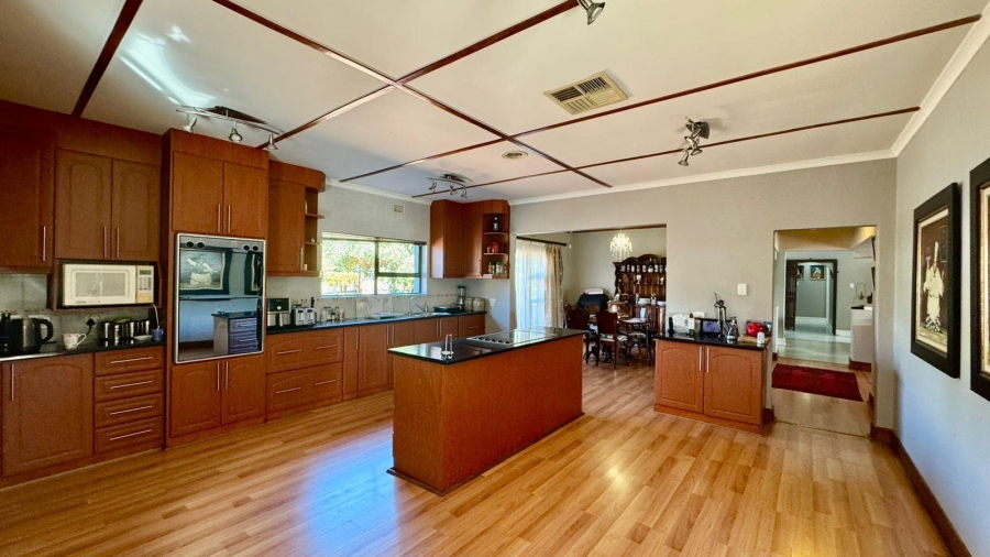 4 Bedroom Property for Sale in El Toro Park Northern Cape